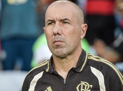 Jardim rejeita vexame e diz que eliminação do Flamengo foi inesperada