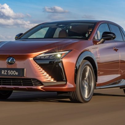 Lexus RZ, SUV elétrico, traz recursos que facilitam o isolamento do ambiente