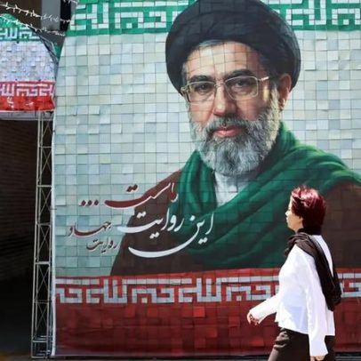 Líder iraniano afirma que existência de Israel está perto do fim após veto a urânio