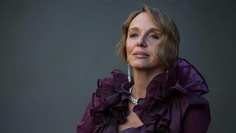 A beleza elegante e natural de Philippine Leroy-Beaulieu no 79º Festival de Cannes