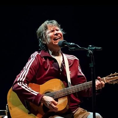 Lô Borges lança álbum póstumo A Estrada com músicas inéditas