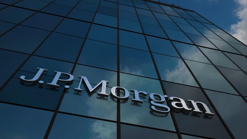 logo do JP Morgan em prédio