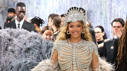Beyoncé posa no tapete vermelho do Met Gala 2026