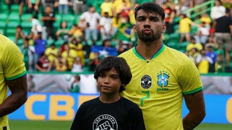 Lucas Paquetá e Danilo são dois dos quatro jogadores do Flamengo convocados para a Copa