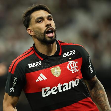 Lucas Paquetá, do Flamengo, comemora gol contra o Corinthians, pelo Campeonato Brasileiro