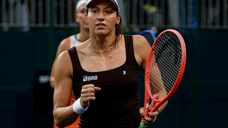 Luisa Stefani é campeã do WTA 500 de Estrasburgo