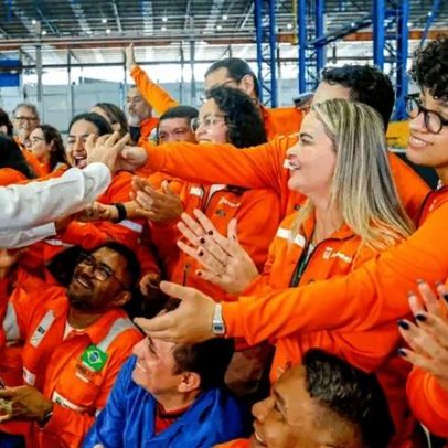 Lula assina pacote de R$ 2,8 bi para poços de petróleo no AM