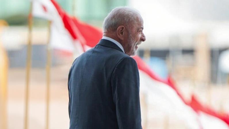 O presidente Lula disse que o governo planeja novas medidas para conter o preço dos combustíveis