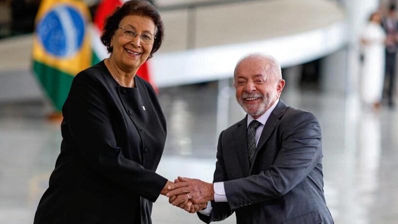 Lula recebeu a presidente surinamese Jennifer Geerlings-Simons para almoço no Planalto; em seguida, foram para almoço no Itamaraty
