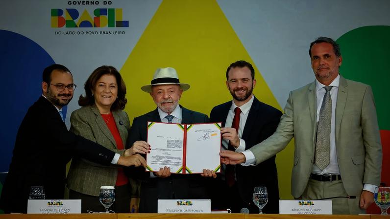 Em Desenrola 2.0, governo Lula aposta em renegociação de dívidas com bloqueio de CPF em casas de apostas. (Foto: Ricardo Stuckert / PR)