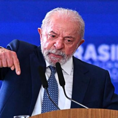 Lula cita Flávio, mas menciona outros casos de polícia para explicar
