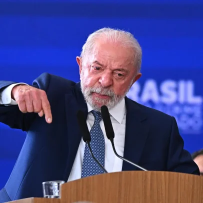 Lula encerra debate sobre taxa das blusinhas a cinco meses da eleição