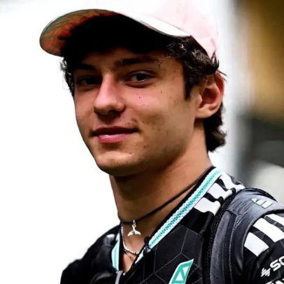 Antonelli conquista pole em Miami e busca manter liderança