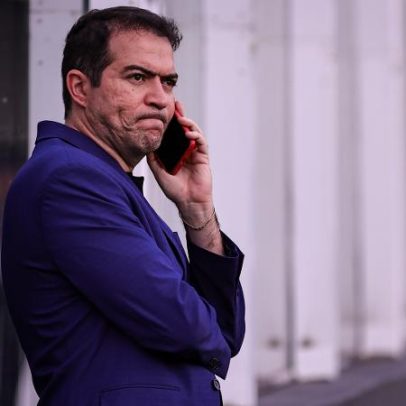 Corinthians atua discretamente no mercado e adota cautela com empresários