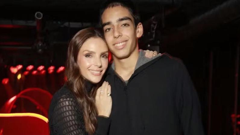 Filho de Kaká e Carol Celico celebrou os 18 anos — Foto: Reprodução/ @nicolascalligaro