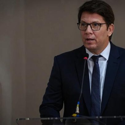 Mário Frias deve retornar ao Brasil no domingo, 24