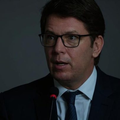 Mário Frias viajou ao exterior sem autorização da Câmara