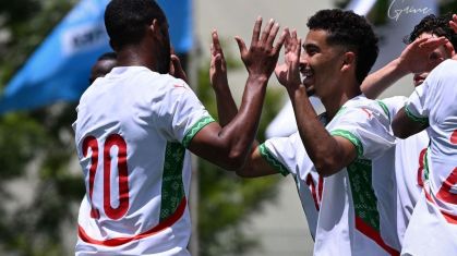 Jogadores do Marrocos comemorando um dos gols marcados em amistoso contra Burundi