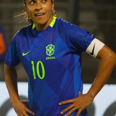 Marta retorna e recoloca o Brasil em seu eixo