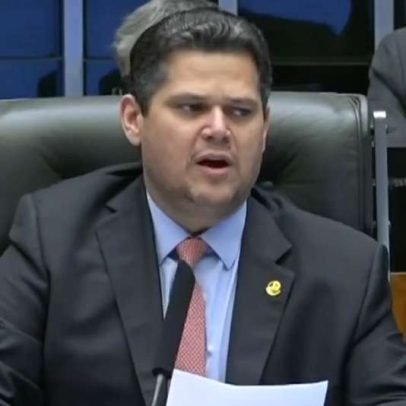 Alcolumbre se recusa a ler pedido de criação de CPI do Master