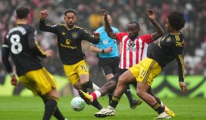 Matheus Cunha vai mal, United empata com Sunderland