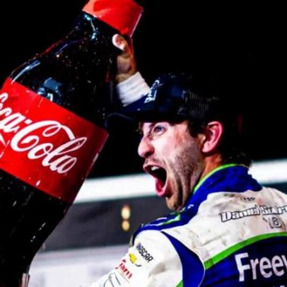 Daniel Suárez vence Coca-Cola 600 após corrida encerrada pela chuva