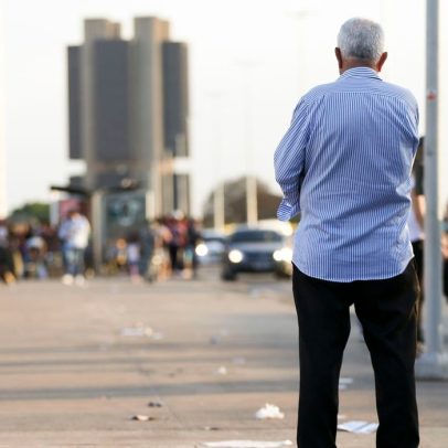 Aposentadorias impulsionam renda não trabalhista e atingem recorde em 2025