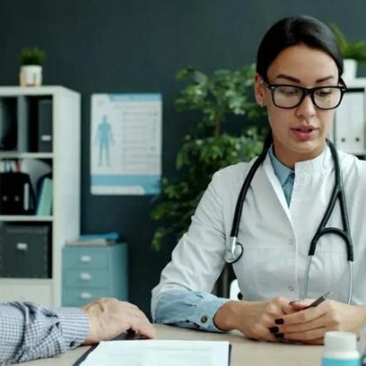 A importância da educação continuada para profissionais médicos