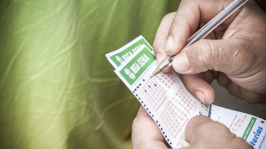 R$ 60 milhões da Mega-Sena: quanto rendem na poupança e no Tesouro
