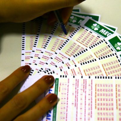 Mega-Sena completa 30 anos e sorteia prêmio especial de R$ 320 milhões
