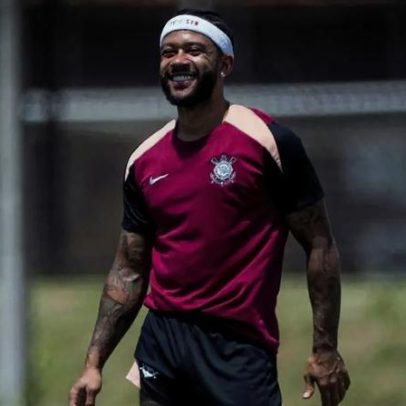 Memphis sente panturrilha e tem retorno adiado no Corinthians