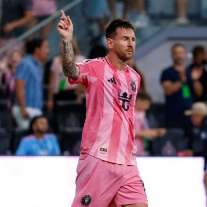 Messi reage a protesto da torcida durante vitória do Inter Miami