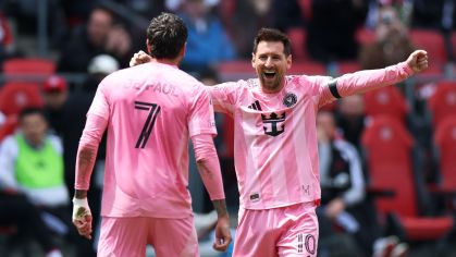 Messi comemora gol do Inter Miami com Rodrigo De Paul
