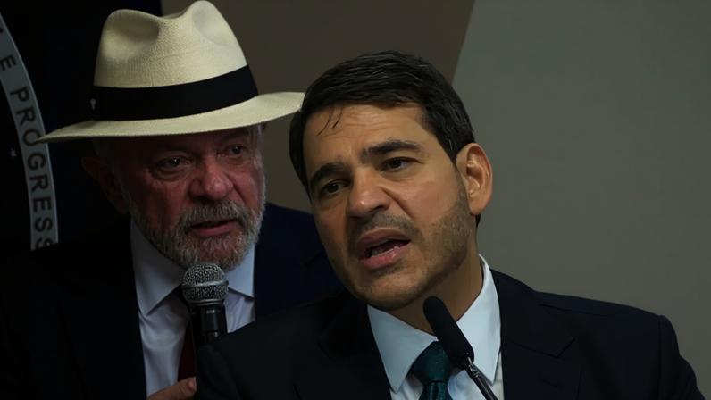 Messias avisa Lula que deixará a AGU após rejeição ao STF no Senado