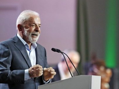Lula afirma que políticos só enxergam os pobres em ano eleitoral