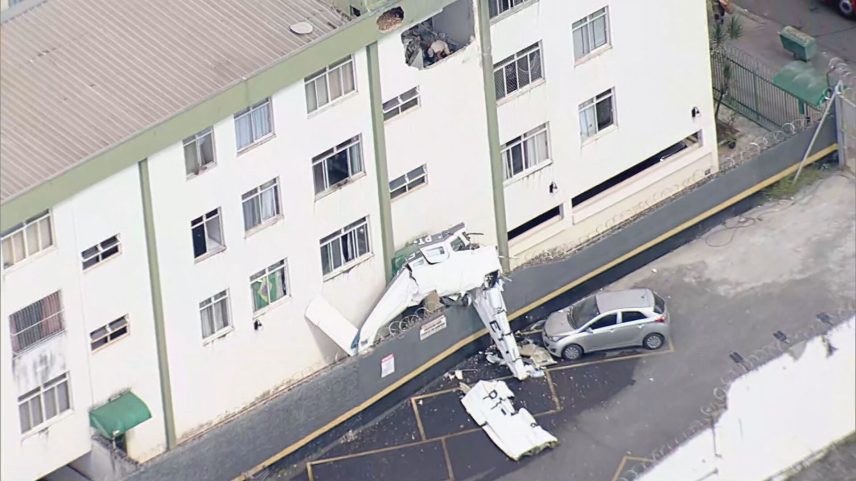 Avião monomotor que caiu e atingiu um prédio residencial em BH um modelo EMB-721C, fabricado pela Neiva em 1979 — Foto: Lucas Natan