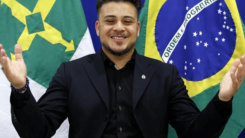 Adotado na infância por holandeses, Carlos Hogendorp, sonha em voltar a viver no Brasil. Foto: Bruno Peres/Agência Brasil