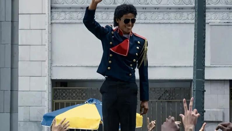 Diferenças entre o filme Michael e a vida real do cantor