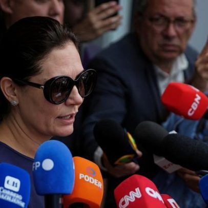 Michelle diz que Bolsonaro tem dor controlada no segundo dia após cirurgia