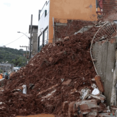 Governo libera 75,3 milhões para vítimas de chuvas em MG