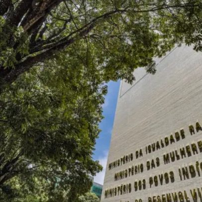 Ministério das Mulheres prepara pedido de edital para concurso