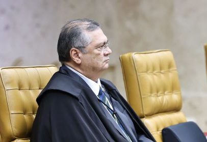 Dino vota para derrubar anistia a partidos que descumpriram cotas raciais