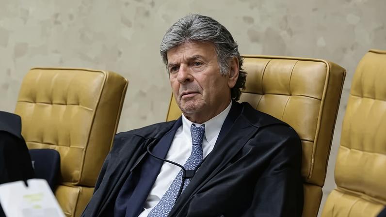 Ministro Luiz Fux em sessão plenária do STF