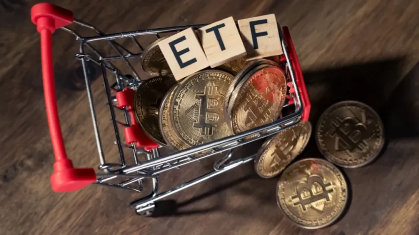 moedas de bitcoin e ETF em carrinho