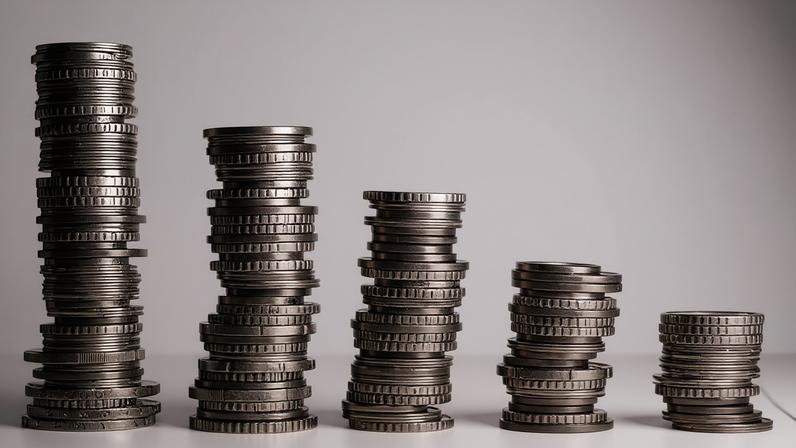 Pilha de moedas decrescente, moeda, dinheiro, real — Foto: Pixabay
