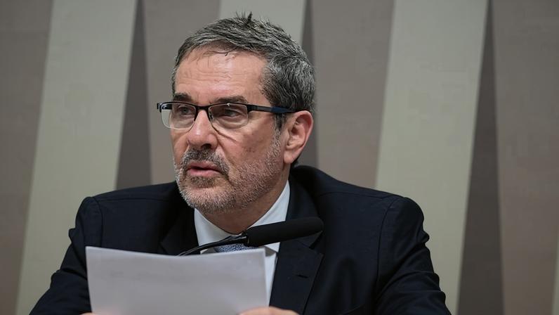 Mais cedo, Monteiro já havia sido aprovado em sabatina na CRE