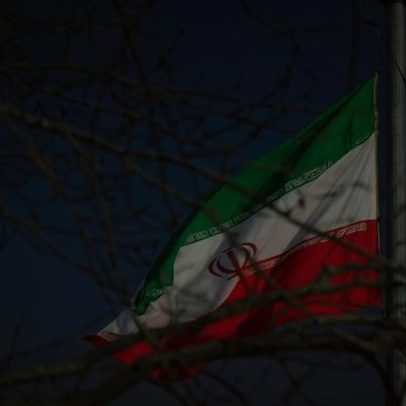 Irã acusa EUA de recuo em acordo e ameaça não assinar, afirma emissora