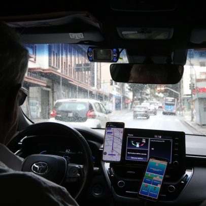 Governo planeja liberar R$ 30 bi para financiar carros de motoristas de aplicativo e taxistas