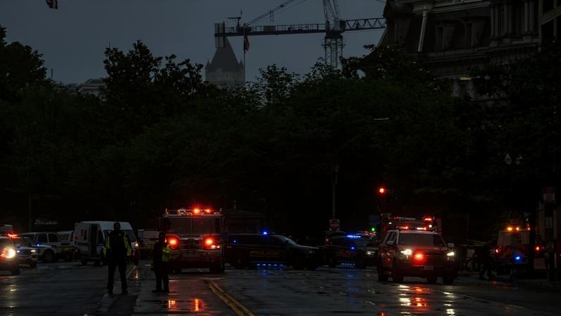 Forças policiais e de saúde norte-americanas foram mobilizadas após tiros disparados nos arredores da Casa Branca, nos Estados Unidos