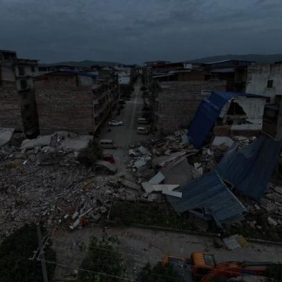Terremoto na China derruba 13 prédios e mata duas pessoas